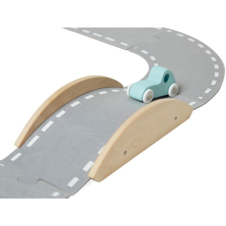 FILCOWY TOR dla samochodów z akcesoriami