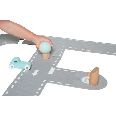 FILCOWY TOR dla samochodów z akcesoriami