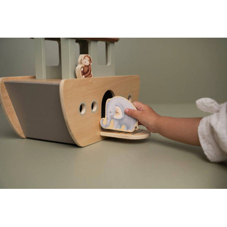 DREWNIANA ARKA NOEGO z figurkami 25 el.