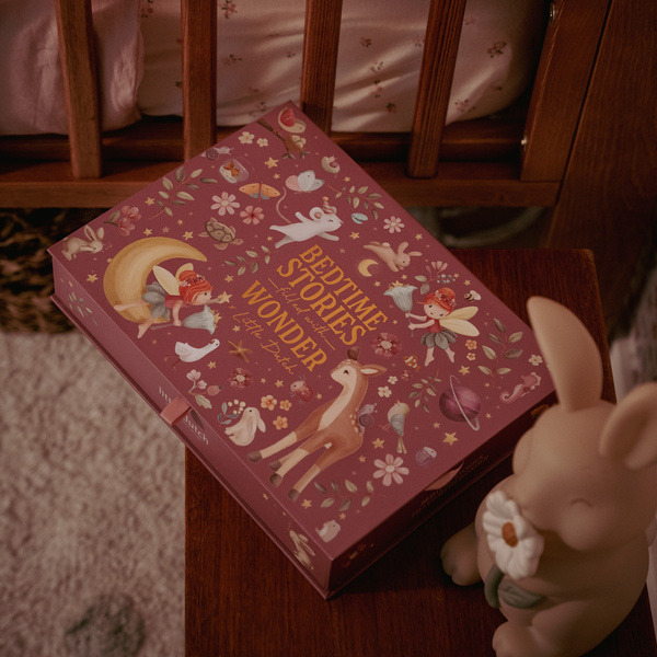 PROJEKTOR latarka z 12 bajkami na slajdach RÓŻOWY