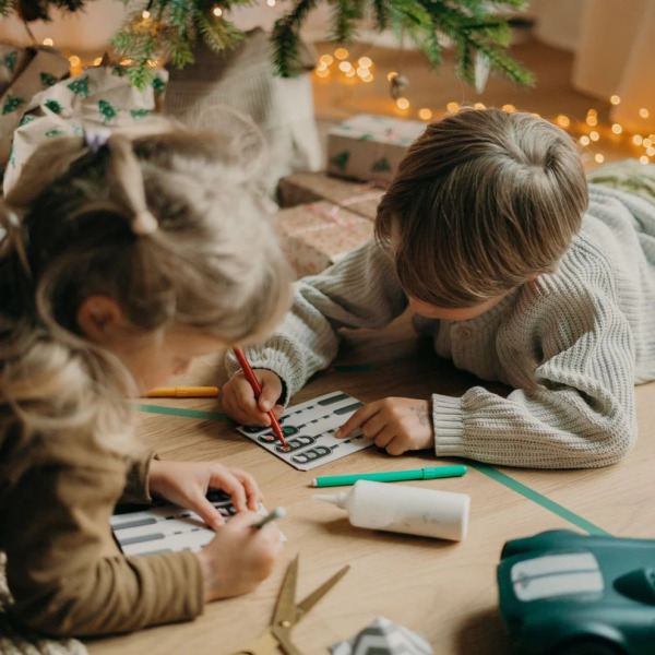 KIDYCAR zdalnie sterowane auto Czerwone