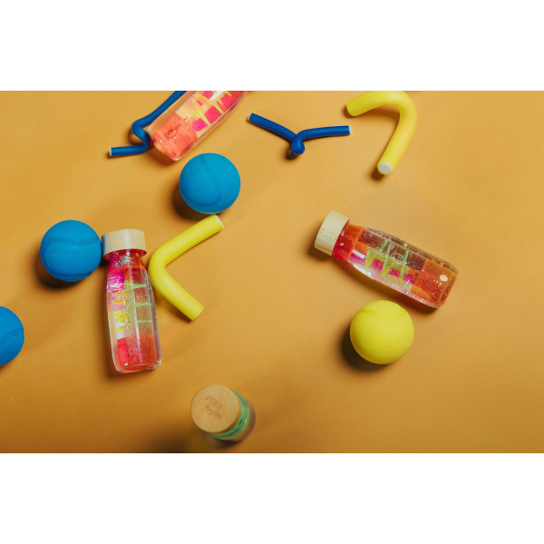 SPIRALA dwufazowa butelka sensoryczna do zabawy MOVE różowa