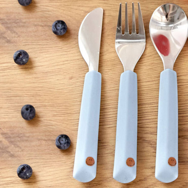 SMILE zestaw sztućców ze stali nierdzewnej 3-częściowy, widelec, łyżka, nóż Happy Rascals sky blue