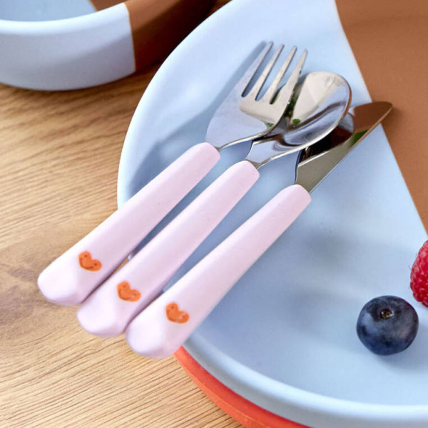 HEART zestaw sztućców ze stali nierdzewnej 3-częściowy, widelec, łyżka, nóż Happy Rascals lavender