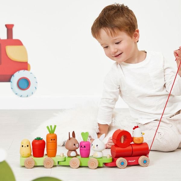 FARMA drewniany pociąg z klockami i figurkami do ciągnięcia 22 el.