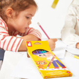 Kredki ołówkowe zmazywalne z gumką 12 kolorów COLO Janod 3+