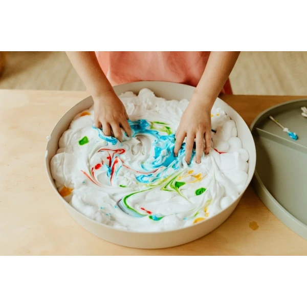 TACKA SENSORYCZNA Play Tray 2w1 Soft Blue – pojemnik do zabaw sensorycznych Jellystone niebieski