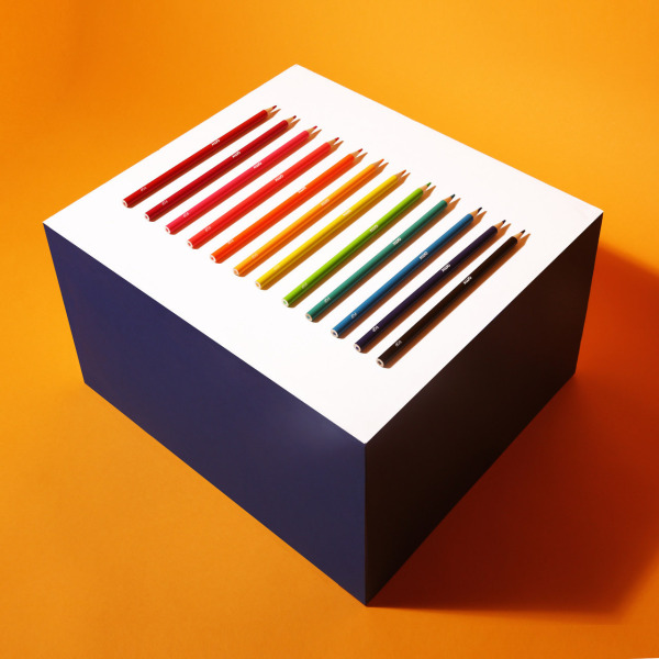 NEONOWE KREDKI OŁÓWKOWE zestaw 16 kolorów OMY 3+