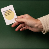 O nas AND WE TALK gra karciana w szczerość pytania dla dorosłych