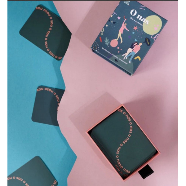 O nas AND WE TALK gra karciana w szczerość pytania dla dorosłych