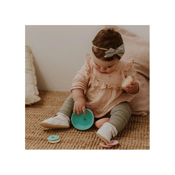 SILIKONOWE KUBECZKI miseczki do układania i do wody z tonącymi dyskami Cups Rainbow Pastel 10 el. Jellystone 9m+