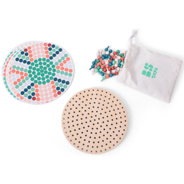 MOZAIKA układanka z drewnianymi pinezkami grzybkami z kartami pracy BS Toys 4+