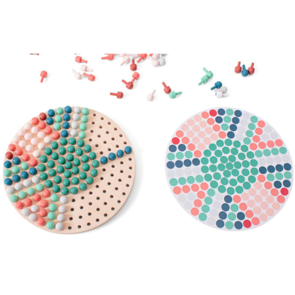 MOZAIKA układanka z drewnianymi pinezkami grzybkami z kartami pracy BS Toys 4+