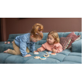 DOPASUJ KSZTAŁT drewniana układanka z figurkami BS Toys 18m+