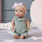 NIEMOWLĘ lalka ze smoczkiem, w zielonym muślinowym ubranku i opasce 35 cm LullaBaby 2+