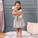 NIEMOWLĘ lalka ze smoczkiem, w zielonym muślinowym ubranku i opasce 35 cm LullaBaby 2+