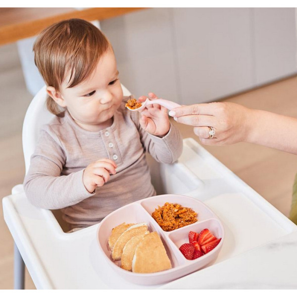 Różowy silikonowy talerzyk z przykrywką i przyssawką Blush B.Box