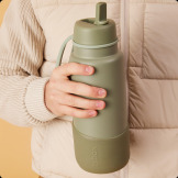 Oliwkowa silikonowa nakładka na butelkę termiczną 1L Olive B.Box