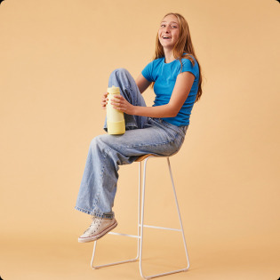 Cytrynowa silikonowa nakładka na butelkę termiczną 1L Lemon Twist B.Box