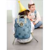 Niebieski mini plecak dla przedszkolaka prostokątny Pattern Party Blue Lassig
