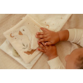 KRÓLICZEK I GĄSKA materiałowa książeczka aktywizująca Newborn Naturals Little Dutch 0+