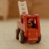 STRAŻ POŻARNA drewniany samochód ze strażakiem FSC Little Dutch 18msc+