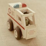 AMBULANS drewniany samochód FSC Little Dutch 18msc+