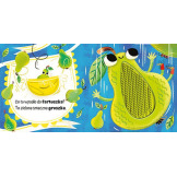 OWOCE książeczka sensoryczna z silikonowymi elementami DOTYKAM POZNAJĘ Elżbieta Korolkiewicz wyd. AWM