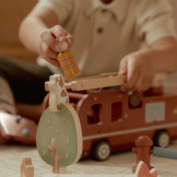 STRAŻ POŻARNA drewniany samochód z figurkami i akcesoriami FSC Little Dutch 2+