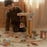 DREWNIANY DŹWIG BUDOWLANY z akcesoriami i torami kolejowymi FSC Little Dutch 3+