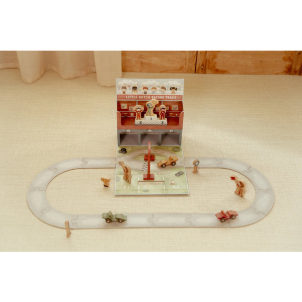 PRZENOŚNY TOR WYŚCIGOWY z akcesoriami w walizeczce FSC Little Dutch 18m+