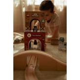 WIEŻA DO UKŁADANIA zestaw 6 kartoników + 6 autek FSC Little Dutch 18m+