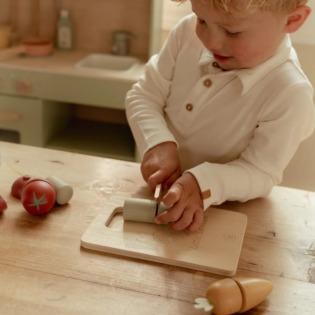 WARZYWA drewniany zestaw do krojenia z deską FSC Little Dutch 3+