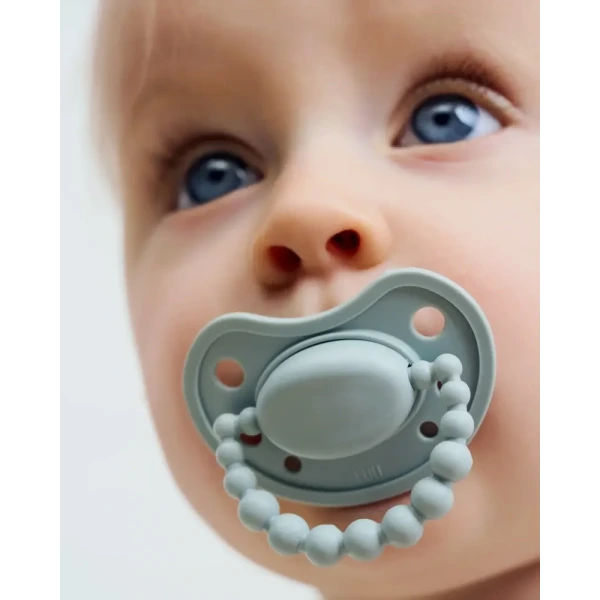 Smoczek pozycjonujący FROZEN SAGE 3-6M LUU Kids