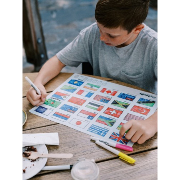 MAPA ŚWIATA duża dwustronna silikonowa mata do kolorowania A3 z 9 pisakami zmazywalnymi HeyDoodle 3+