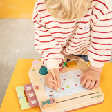 KOTKA JEANNE drewniana tablica znikopis Lilliputiens 18msc+