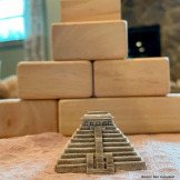 ZABYTKI DOOKOŁA ŚWIATA budynki zestaw 10 figurek w tubie Safari Ltd. 3+