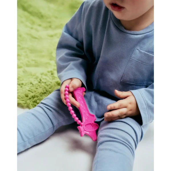 Gryzak dla dzieci Luuie The Dog Pink różowy piesek jamnik Luu Kids 4m+