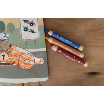 KOLOROWANKA zeszyt kreatywny z kredkami ołówkowymi Jim & Friends Little Dutch 3+