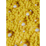 KACZUSZKA kula sensoryczna do zabawy w kąpieli Happy Bubbles Petit Boum 1+