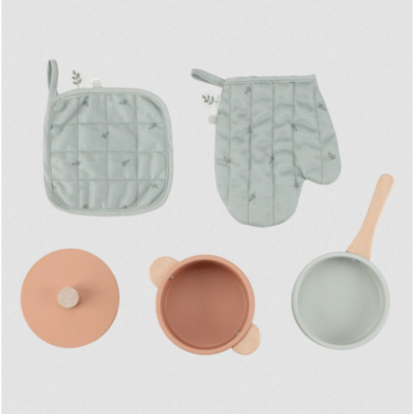 KREMOWA KUCHNIA drewniana z akcesoriami edycja limitowana zabawa w dom, kuchnię i gotowanie limitowana FSC Little Dutch 3+