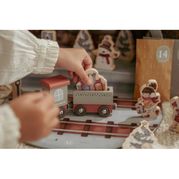 KALENDARZ ADWENTOWY drewniane figurki kolejka FSC w walizeczce X-MAS Little Dutch 2+
