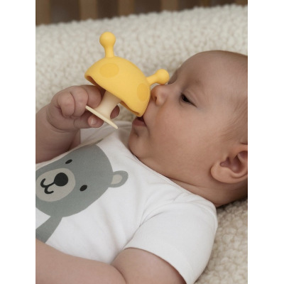 JASNOŻÓŁTY GRZYBEK silikonowy gryzak uspokajający Go Bananas Mombella 3m+