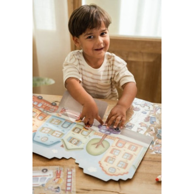 STRAŻ POŻARNA I KARETKA naklejki wielokrotnego użytku 40 szt. Jim & Friends Little Dutch 3+