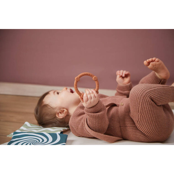 KOTKI karty sensoryczne w formie książeczki z zawieszką miękkie dwustronne 5 szt. Stimuli Kallo 0+