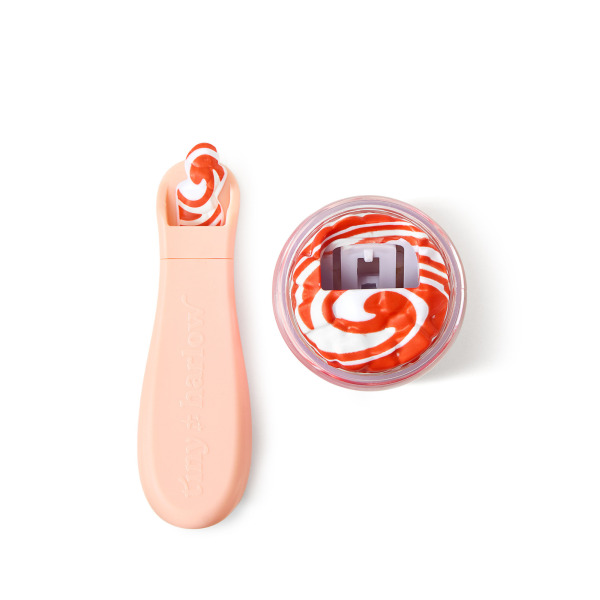 ZESTAW ŚWIĄTECZNY magiczny kubek i słoiczek z jedzeniem i łyżeczką do karmienia lalek  Christmas Candy Cane Tiny Harlow 3+