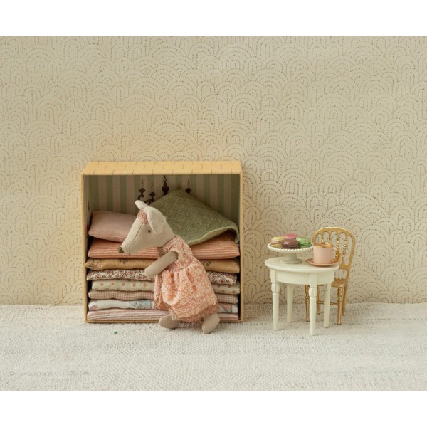 STOLIK KAWOWY metalowy biały vintage akcesoria dla myszek i lalek Off white Maileg 3+