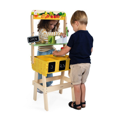 DREWNIANY SKLEP duży straganik warzywniak z akcesoriami i kasą Farma Janod 3+