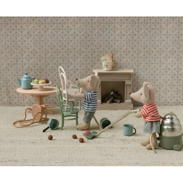 MINIATUROWE KRZESŁO metalowe miętowe vintage akcesoria dla lalek i myszek Maileg 3+