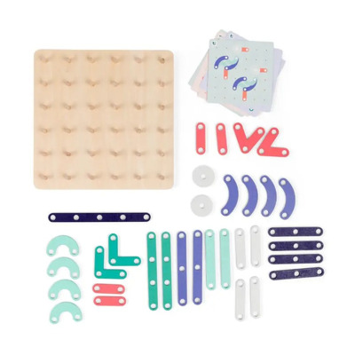 GEOPLANK drewniana tablica manipulacyjna z płytkami i kartami pracy BS Toys 4+